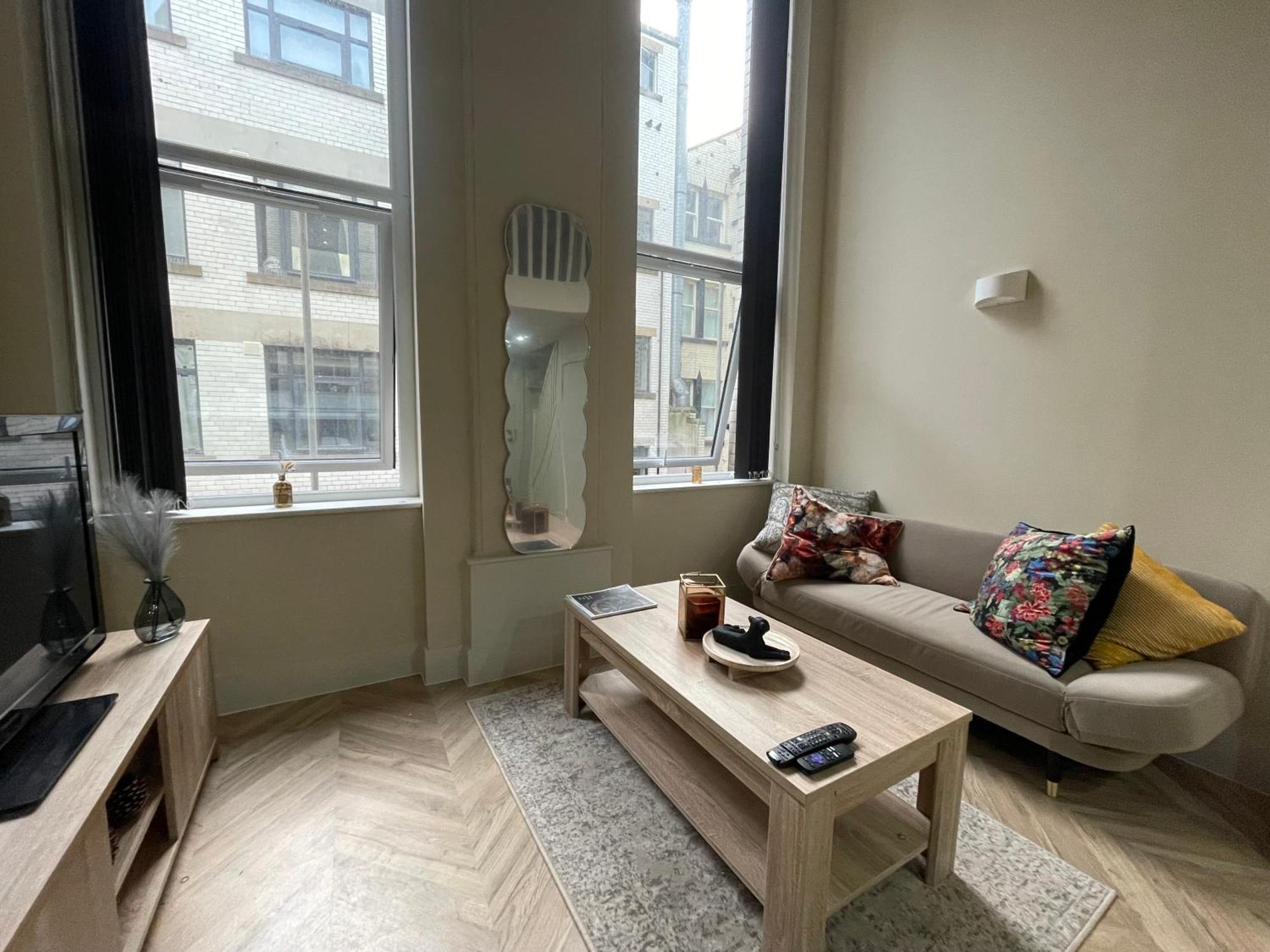 Central Station Luxury Mezzanine Apartment In Central Leeds מראה חיצוני תמונה