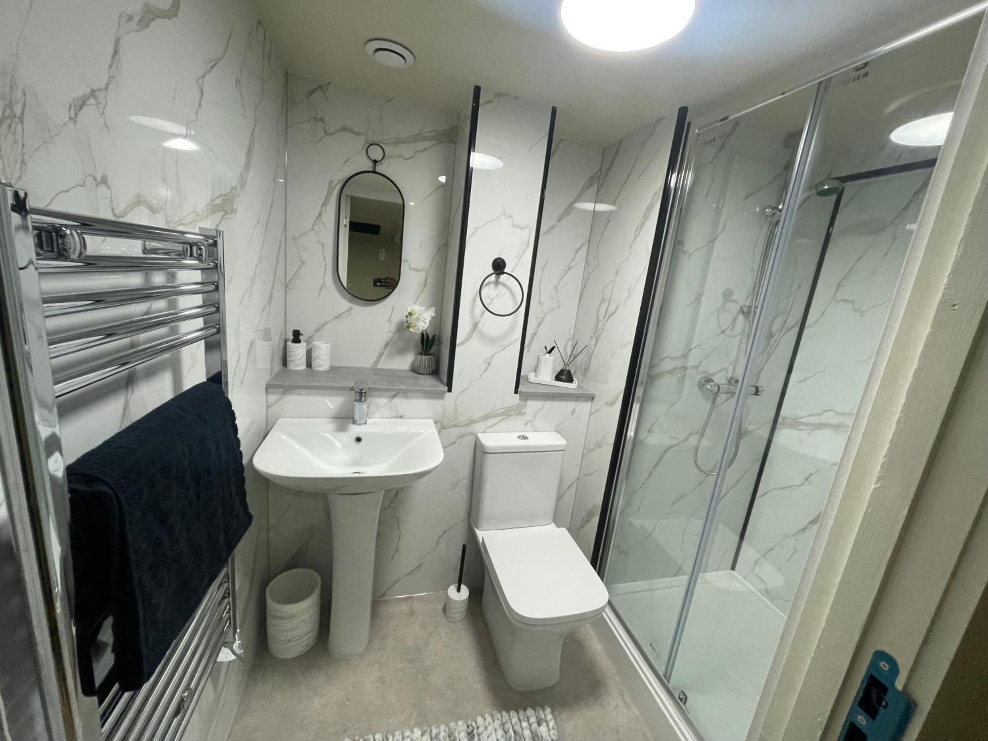 Central Station Luxury Mezzanine Apartment In Central Leeds מראה חיצוני תמונה